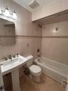2nd Full Bath with tub