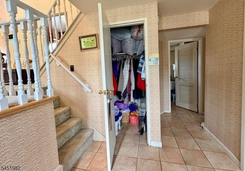 Lg coat closet