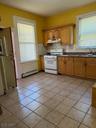 KITCHEN OTHER VIEW