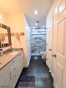 Bathroom3