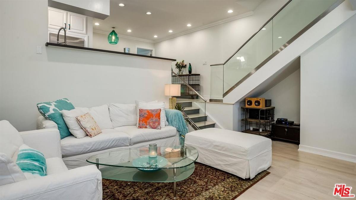 High Ceilings and Modern