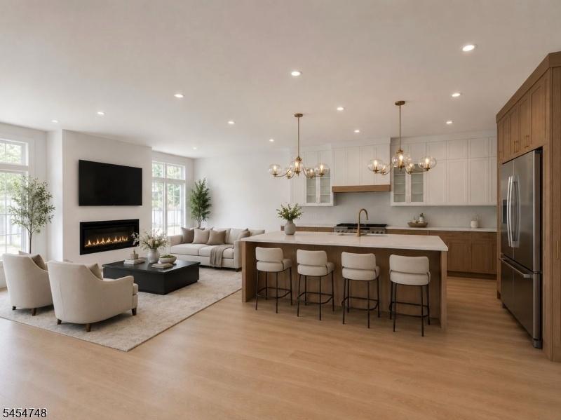 Gourmet Eat-in Kitchen