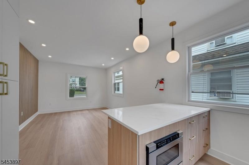 Kitchen/LR