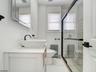 BATHROOM SECOND LEVEL