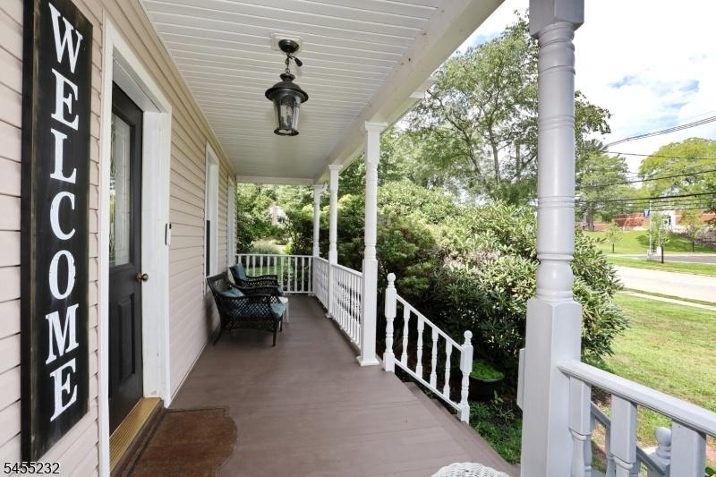 Lemonade Porch
