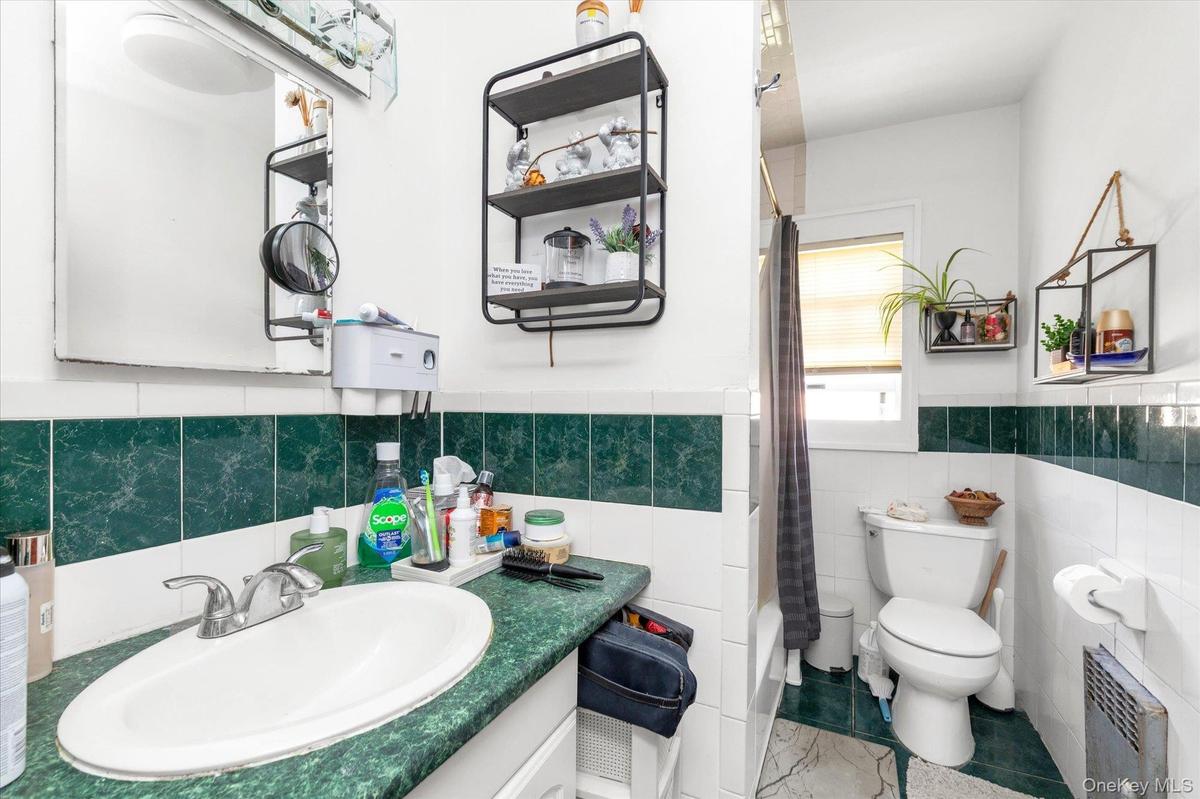 2nd Floor Unit