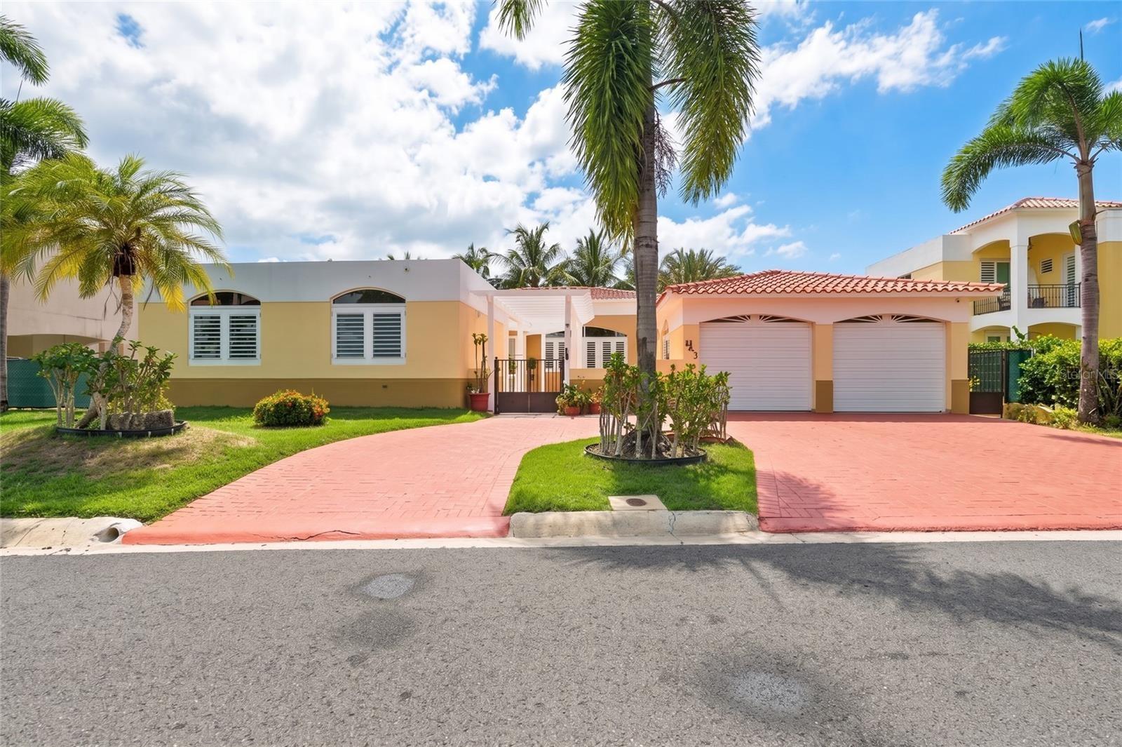 Front Elevation & Driveway