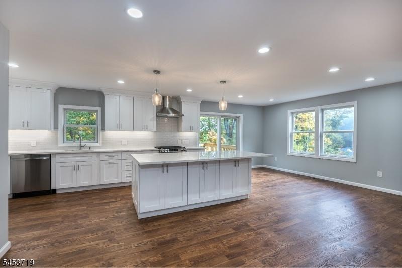 Spacious Kitchen & Dining