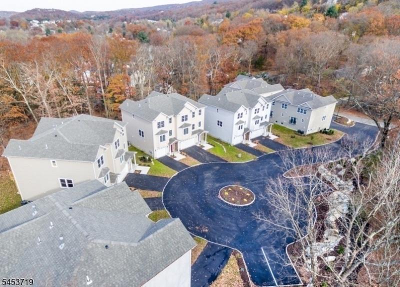 Forest Hills Townhomes