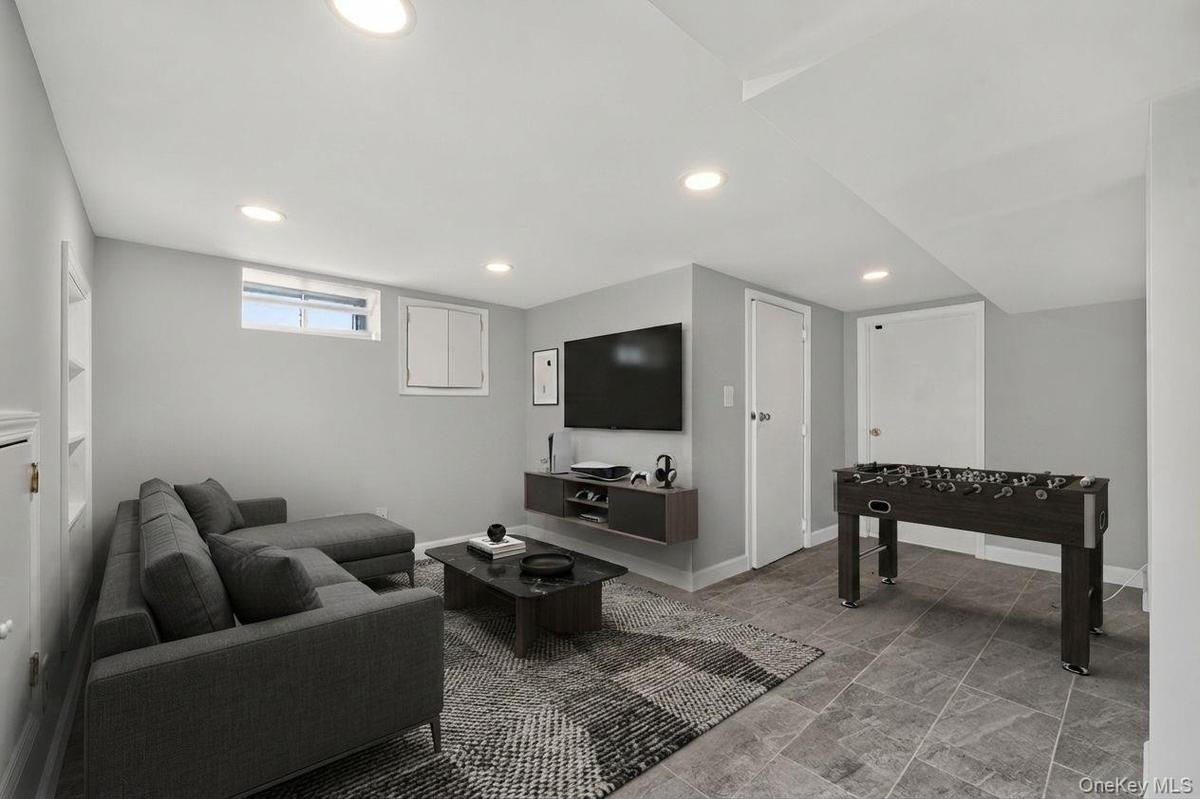 Virtually staged basement