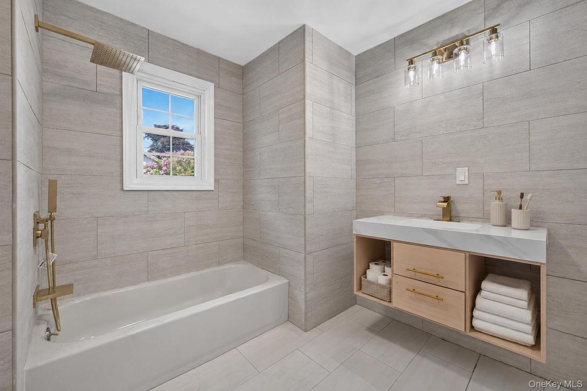 Full bathroom