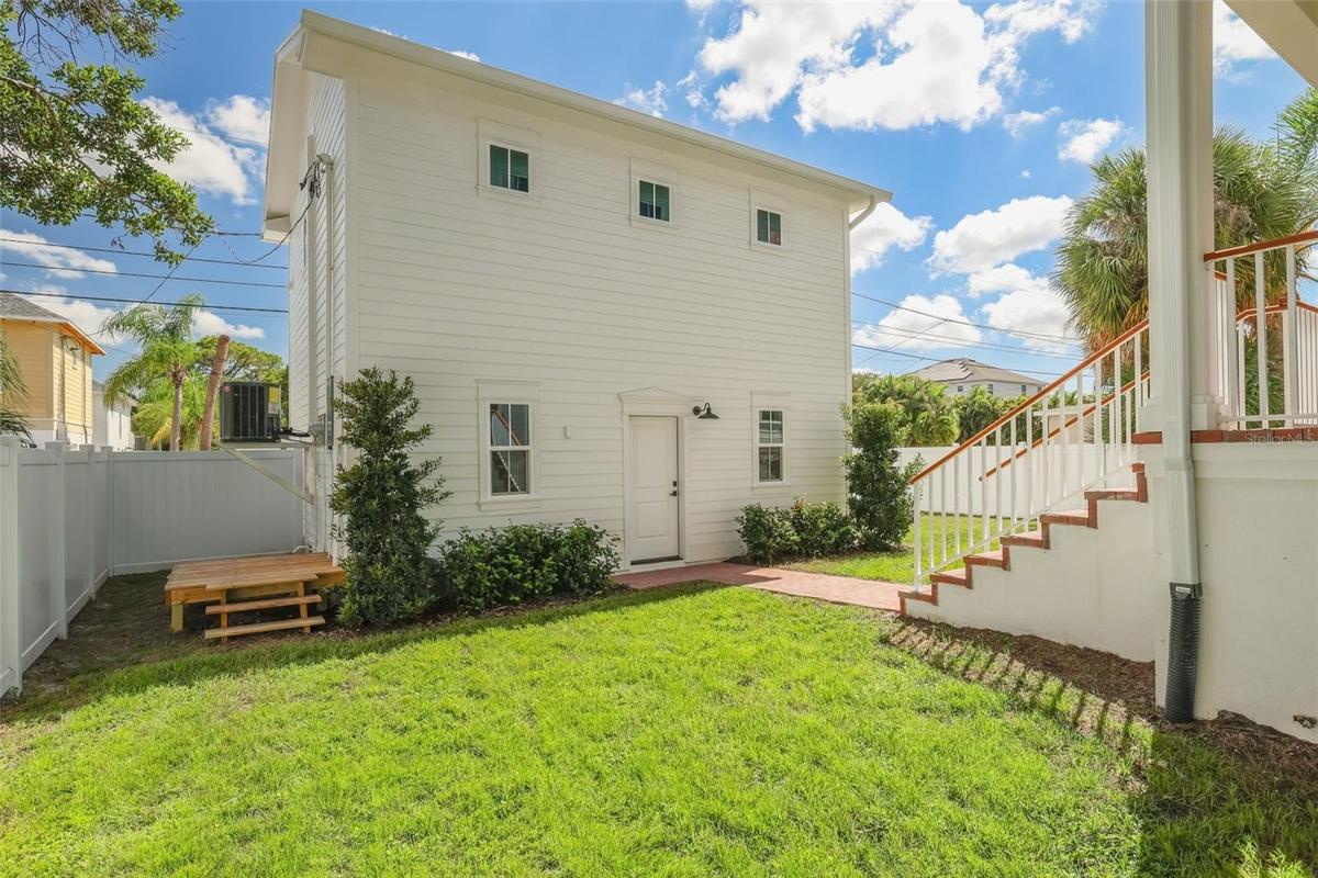1 bed 1 bath ADU above garage.