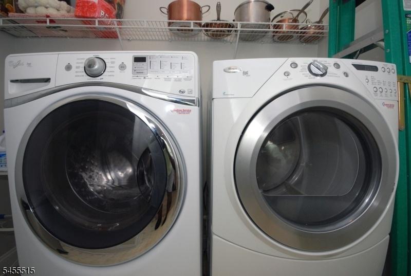 Laundry Rooms w/Shelving