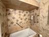 bathroom 2 tub