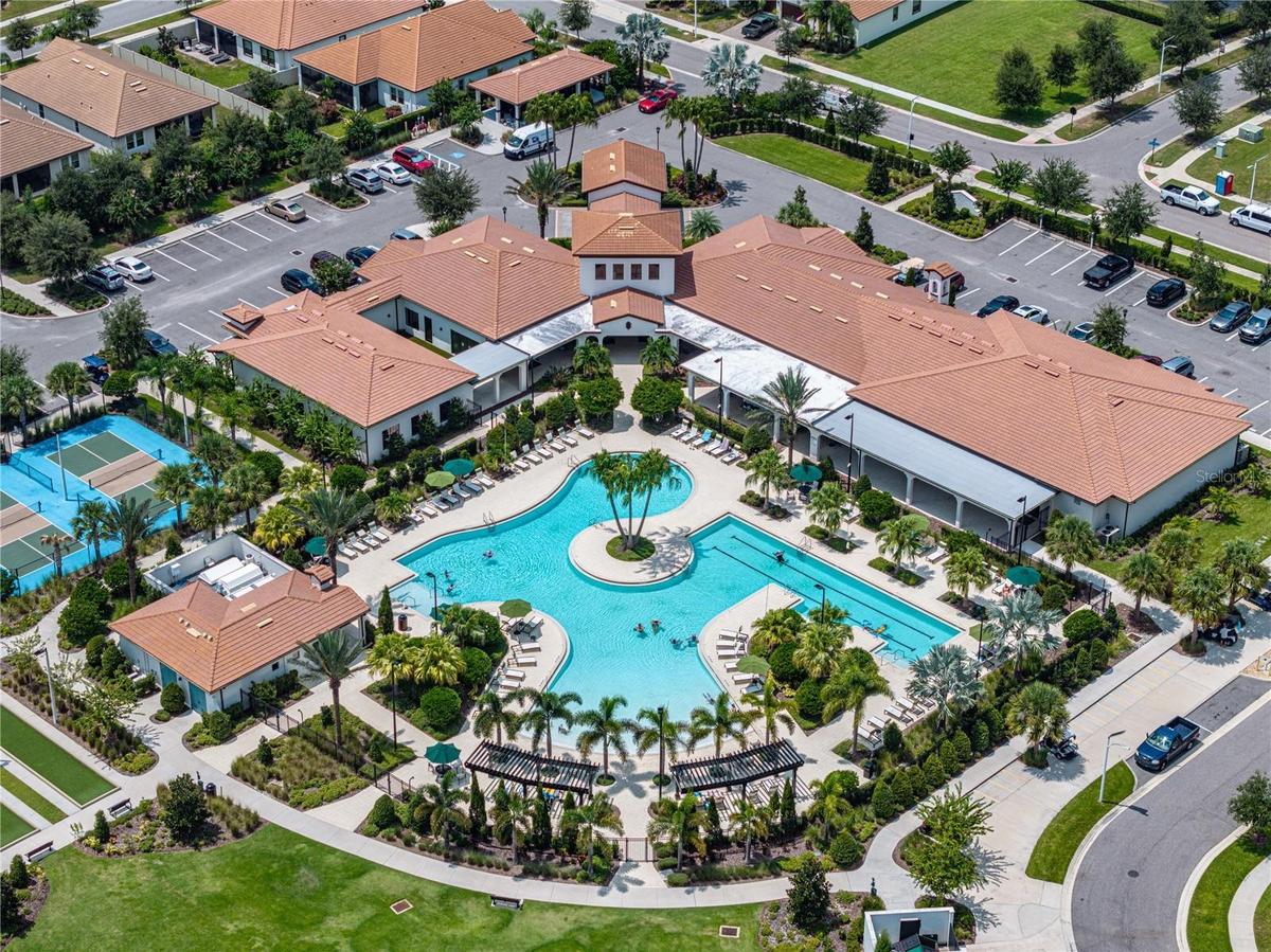 Gorgeous Club House, Pool, Pickleball and more