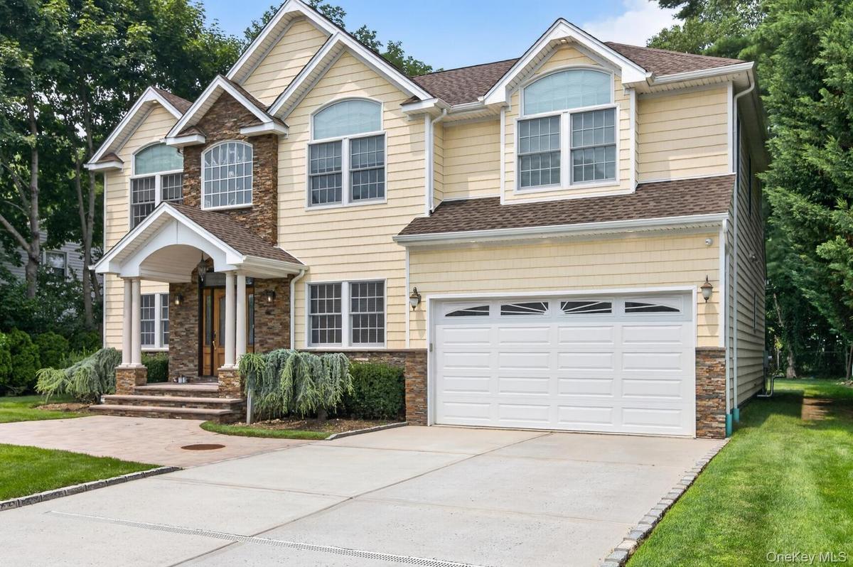 Front Entrance and Driveway