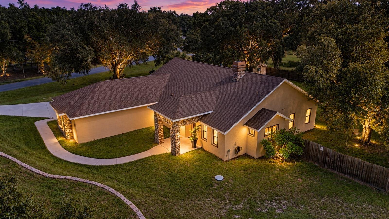 Twilight image of 1605 Butch Cassidy Tr Wimauma Fl 33598