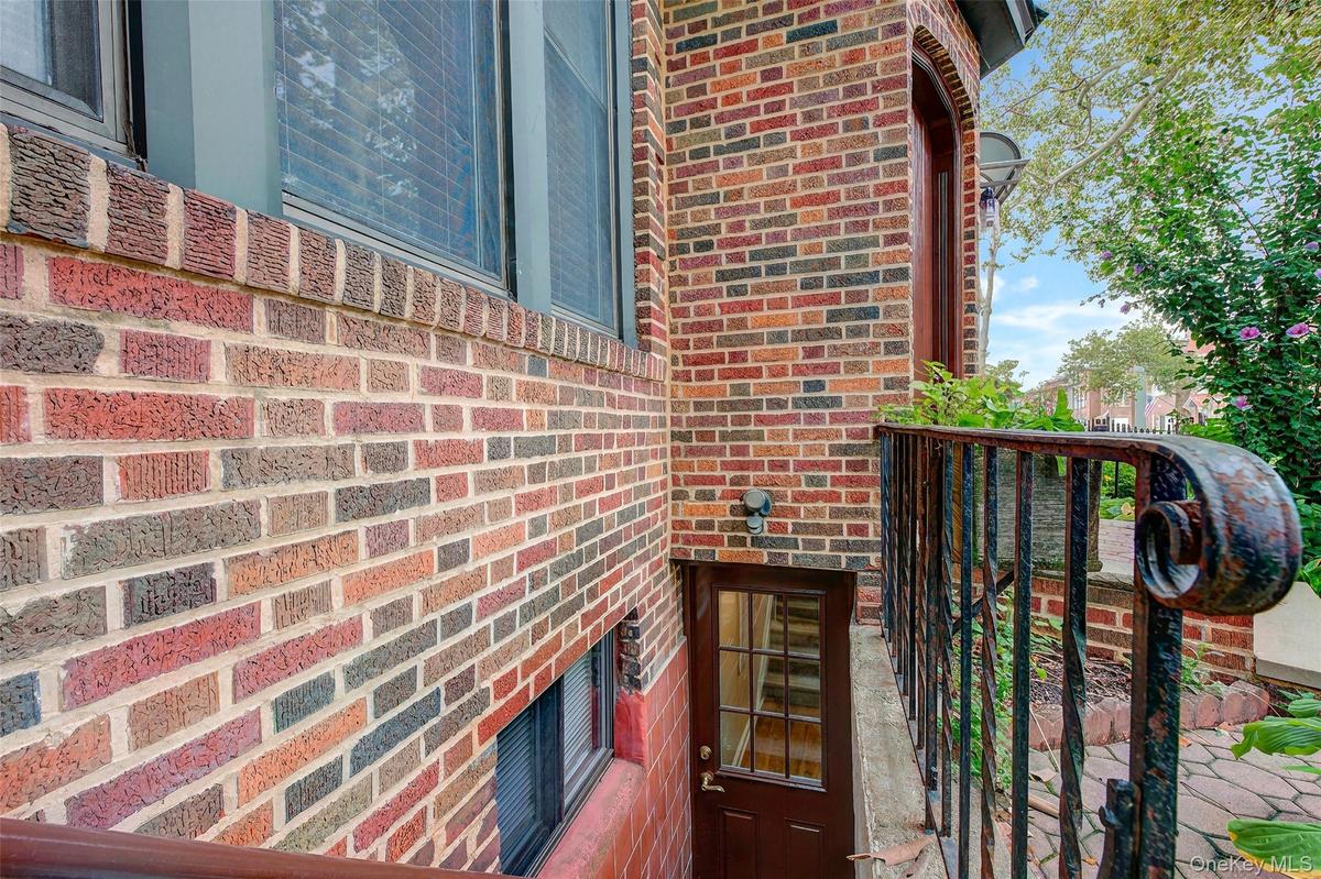 Private entrance for Basement