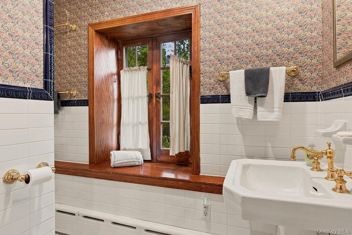 Full bathroom on first floor