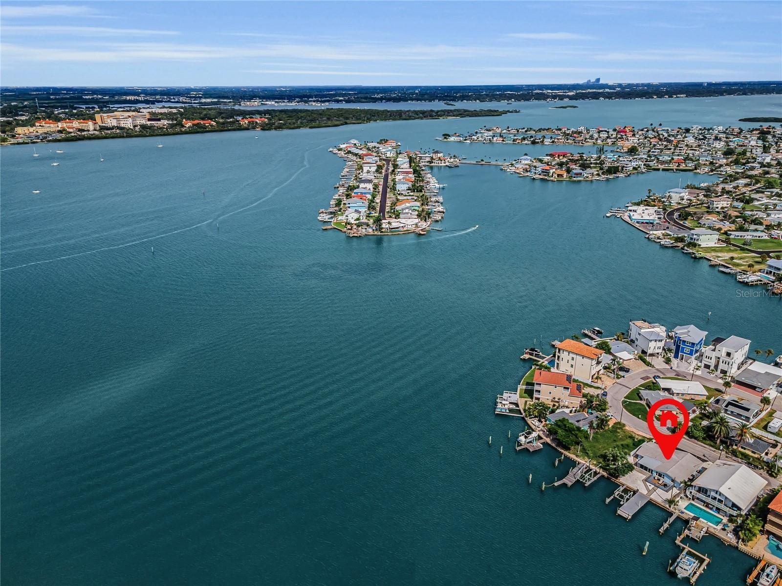 Direct intracoastal boat access.