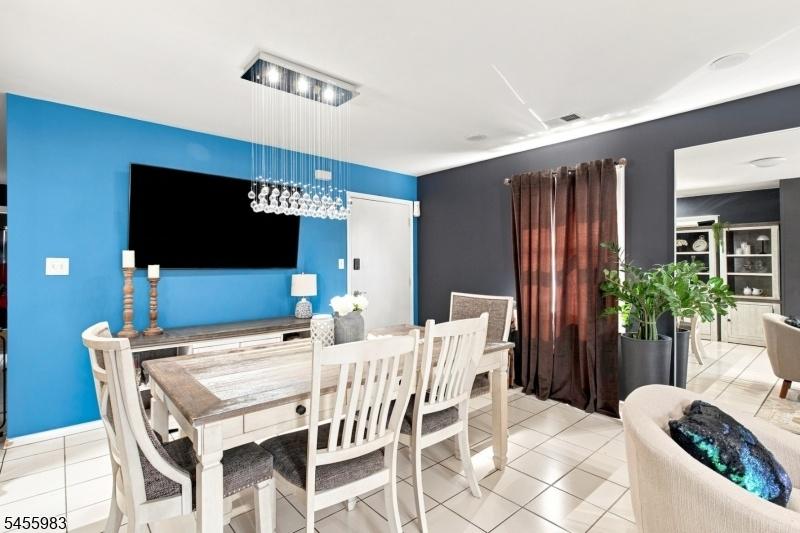 DINING ROOM AREA