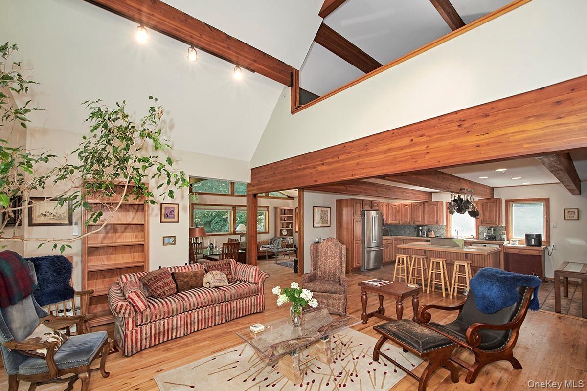Here you see the wonderful open floor plan.