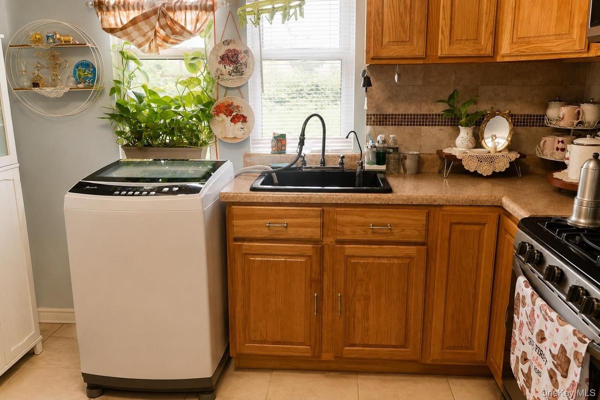 1st-floor unit, kitchen view 2