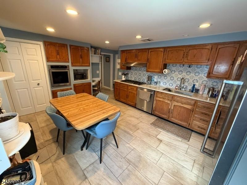 Kitchen 3