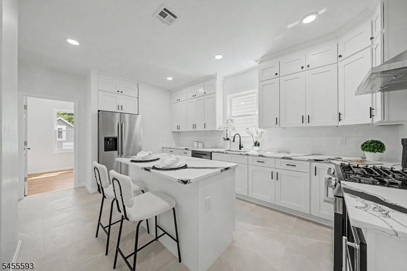 Kitchen Apt 1