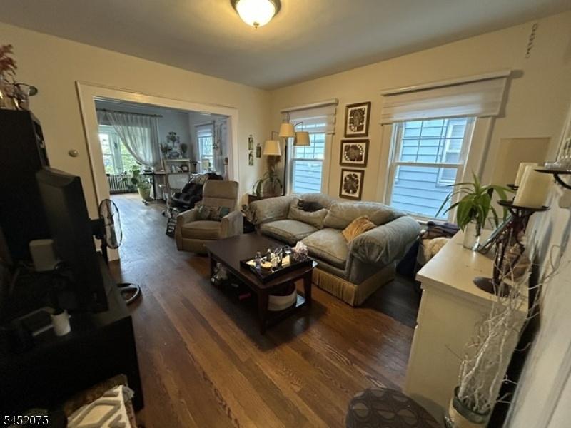 1st flr living room