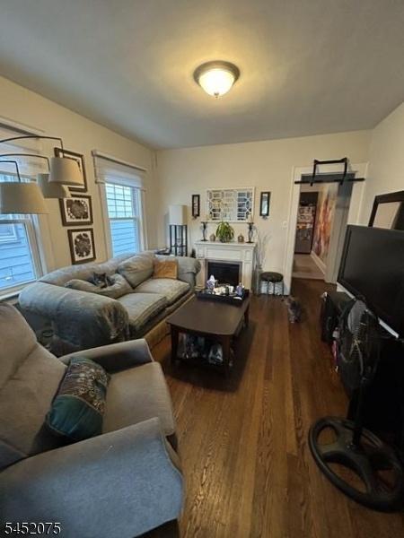 1st flr living room