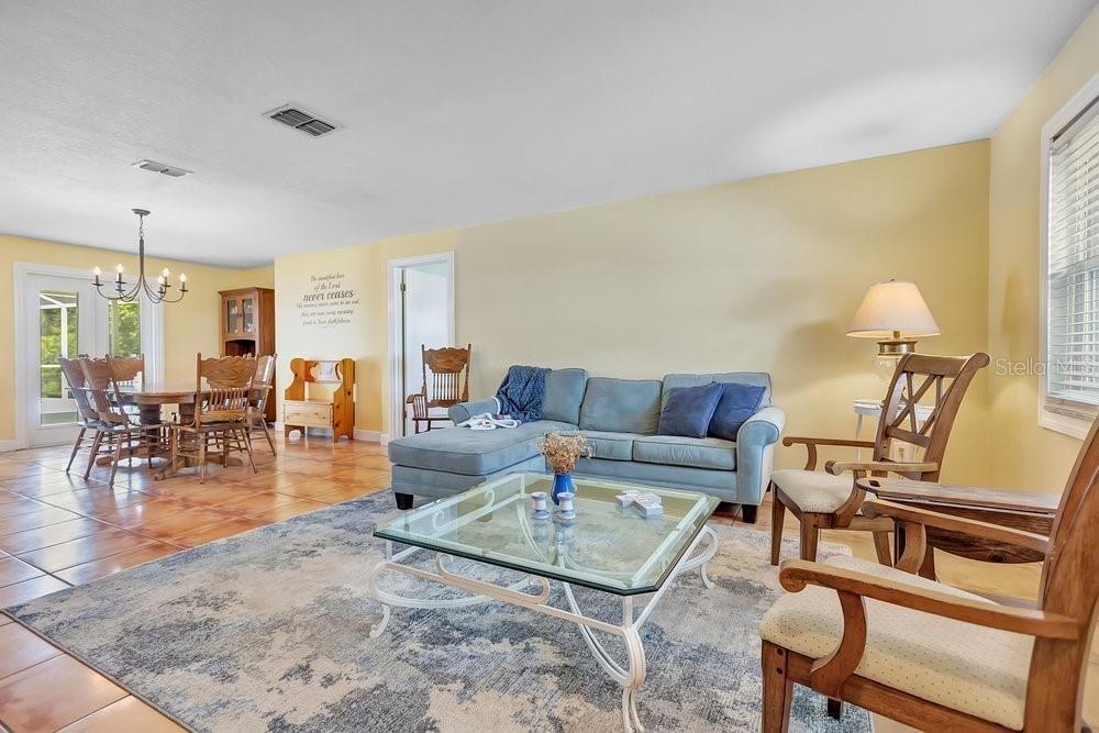 Open floor plan with great flow