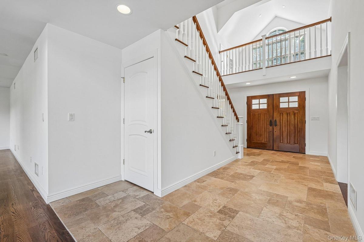 Expansive Entry!!
