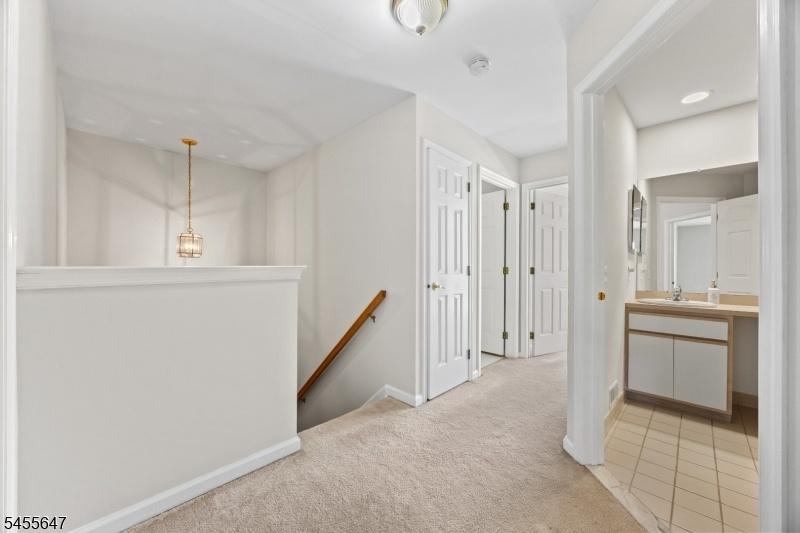 2nd Floor Landing