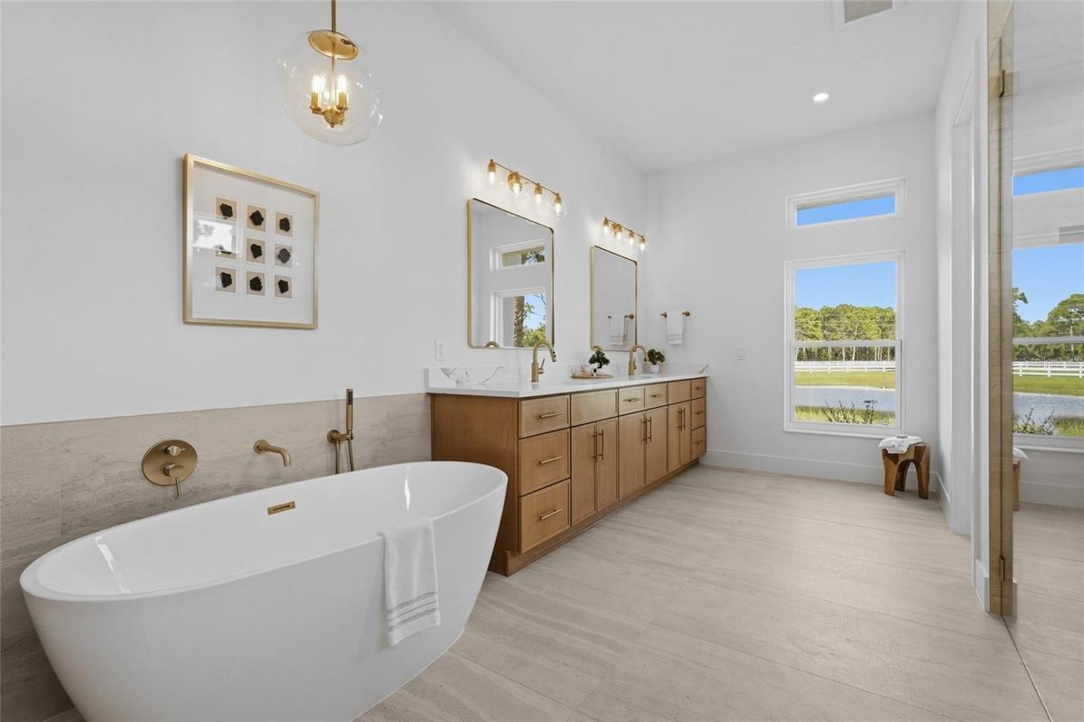 Spa-like primary ensuite