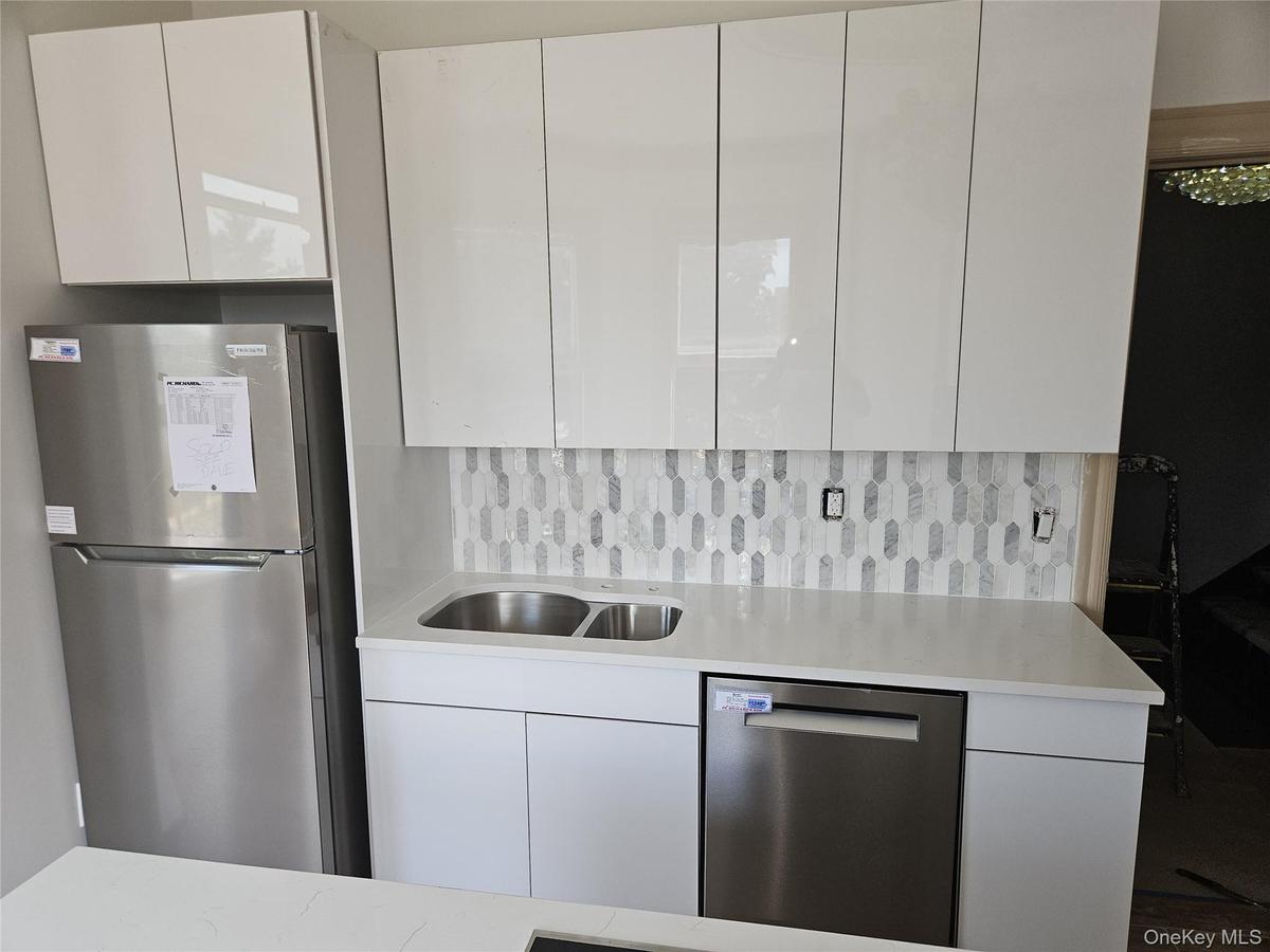 Gorgeous 2nd residence kitchen