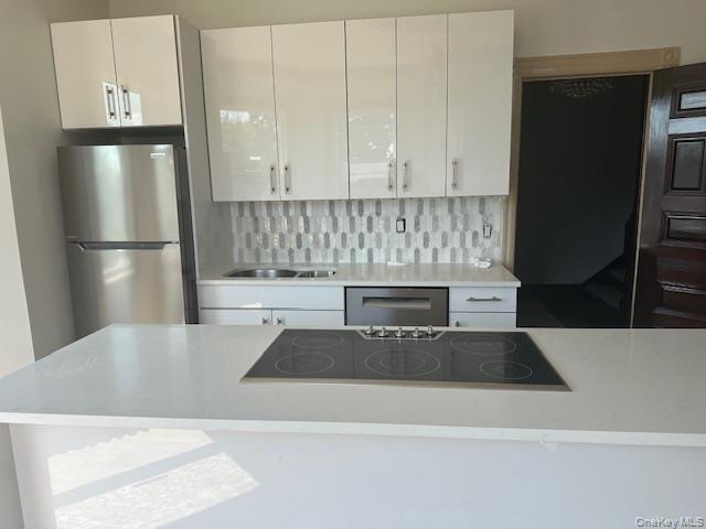 I love to cook in this brand-new   kitchen. Everything is brand new and smell so clean and fresh