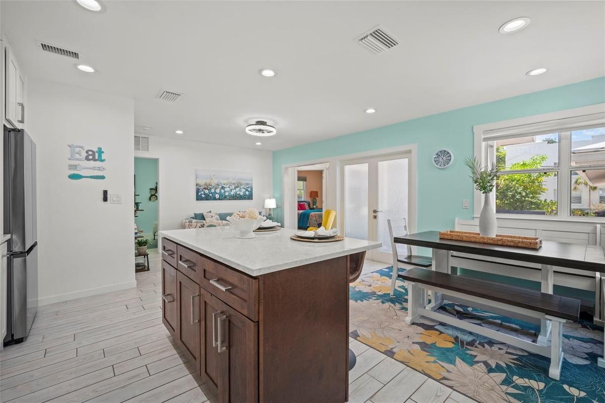 Kitchen/Dining
