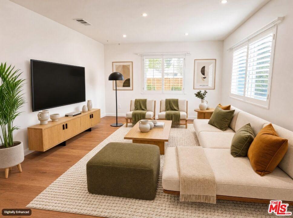 Virtually Staged