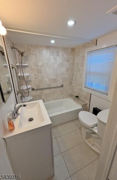 New ceramic tiled bath
