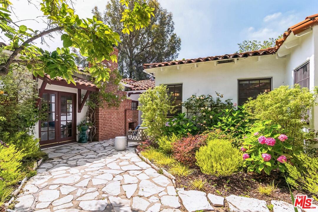 Enclosed Courtyard