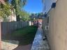 Side yard righ