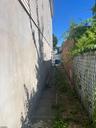 Side yard left