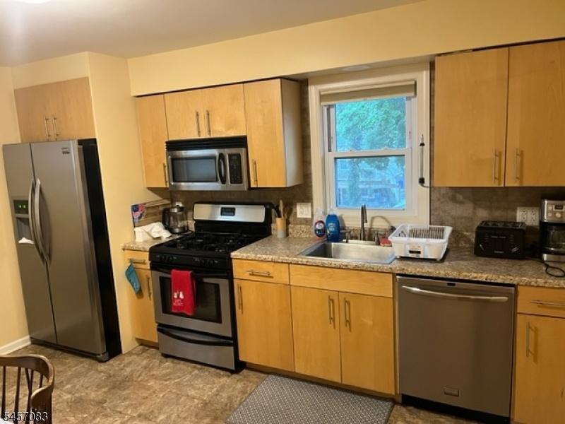 2nd Fl KITCHEN