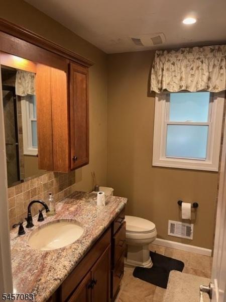 1st Fl Bath