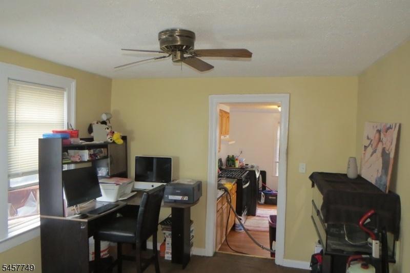 1st floor Living Room