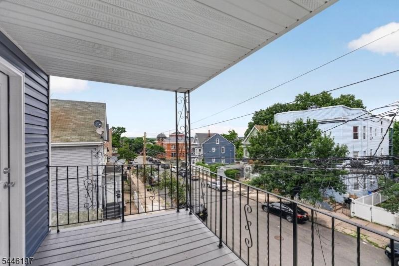 PORCH/DECK