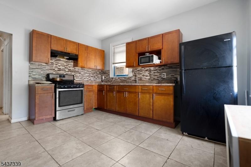 1st Floor Kitchen Unit 1