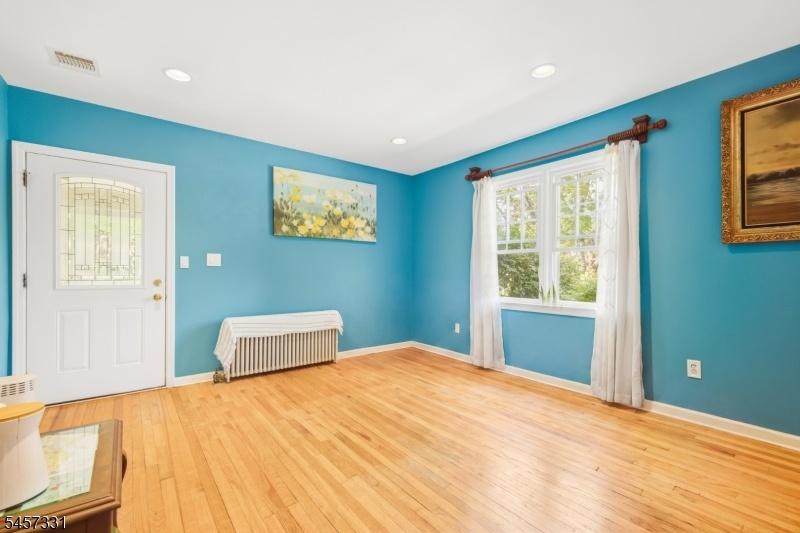 Walkway Bedrooms 1st Floor