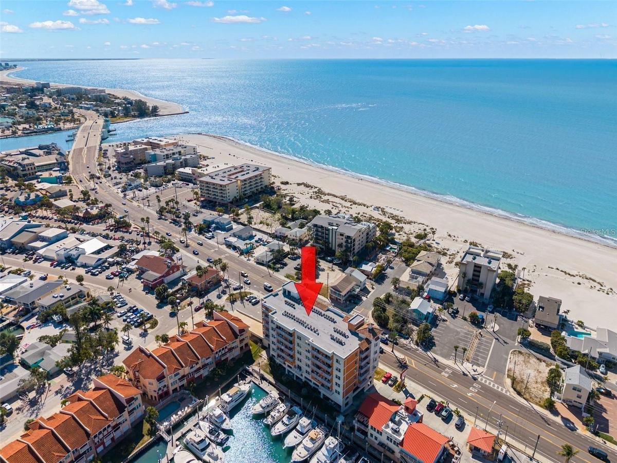 Perfectly positioned directly across from the Gulf of Mexico and just steps from the shops, dining, and waterfront excitement of John’s Pass Village.
